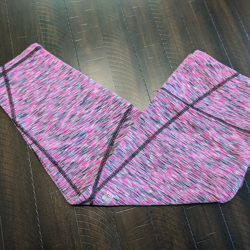 Victoria Secret Sport capris size small